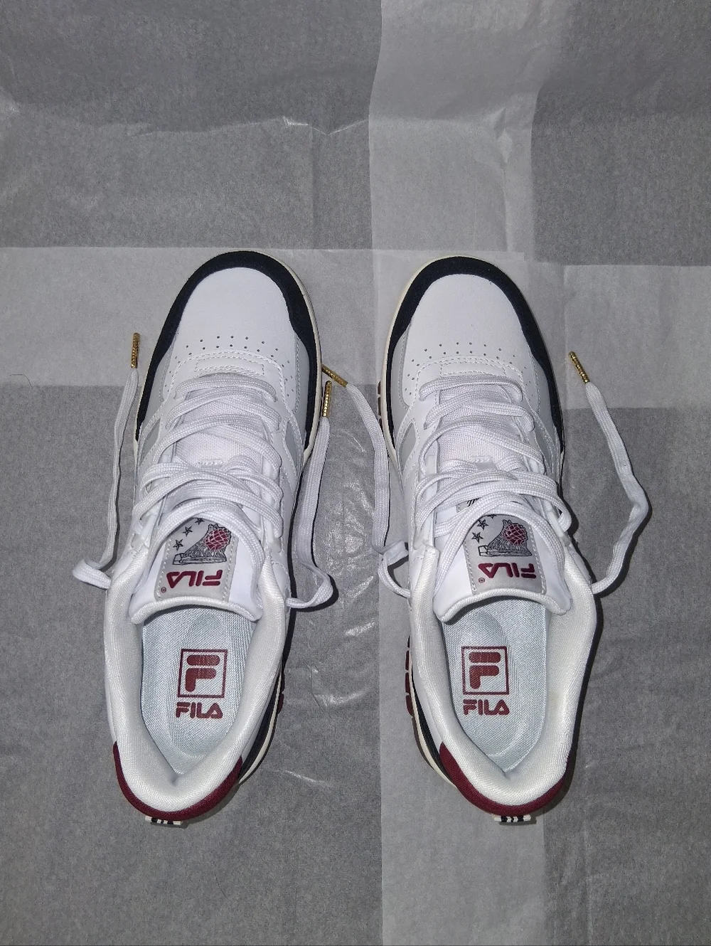 Fila Sneakers Brand New, Men 11 - Picture 4 of 9